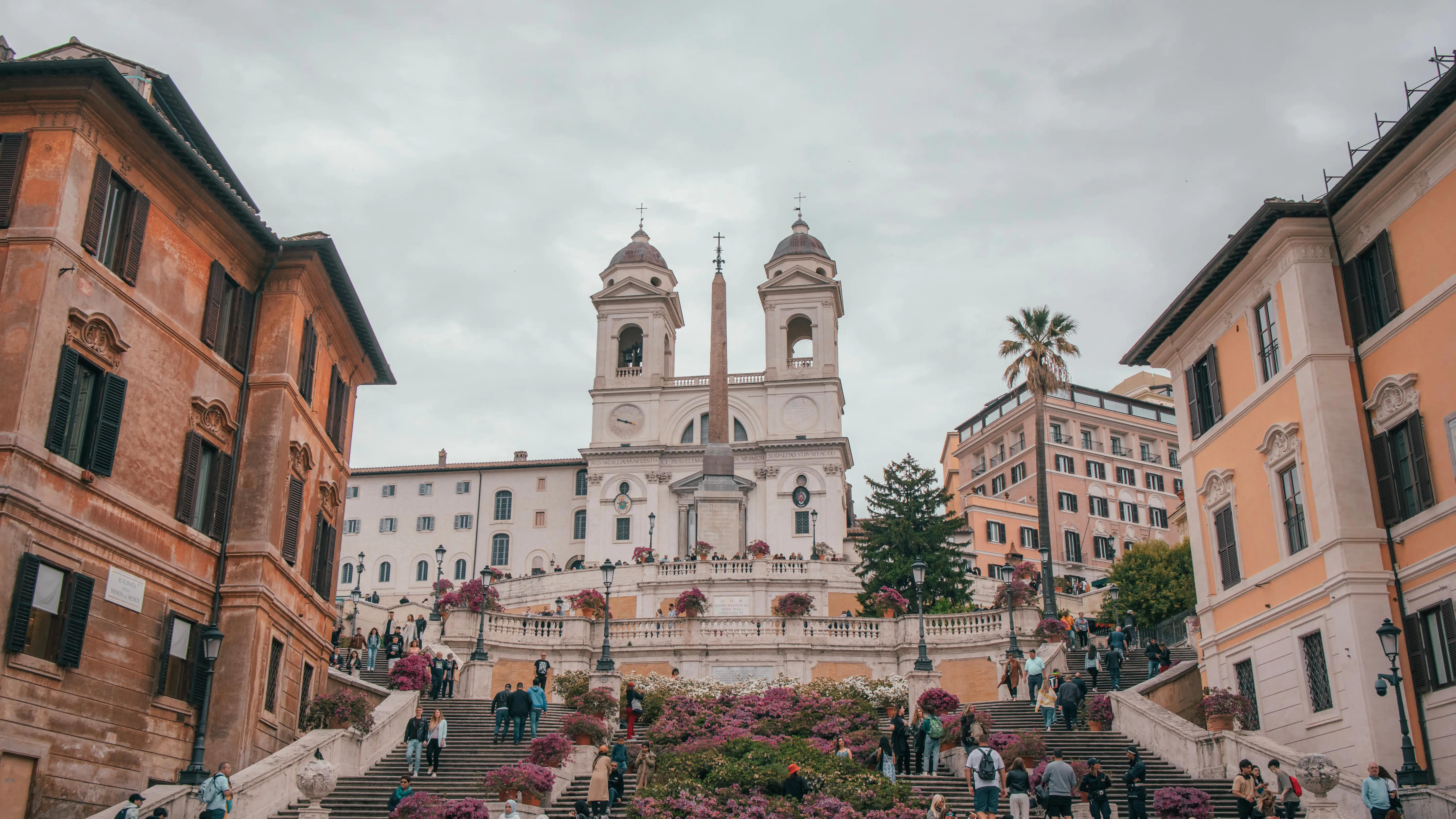 hotels to stay in Rome piazza di Spagna