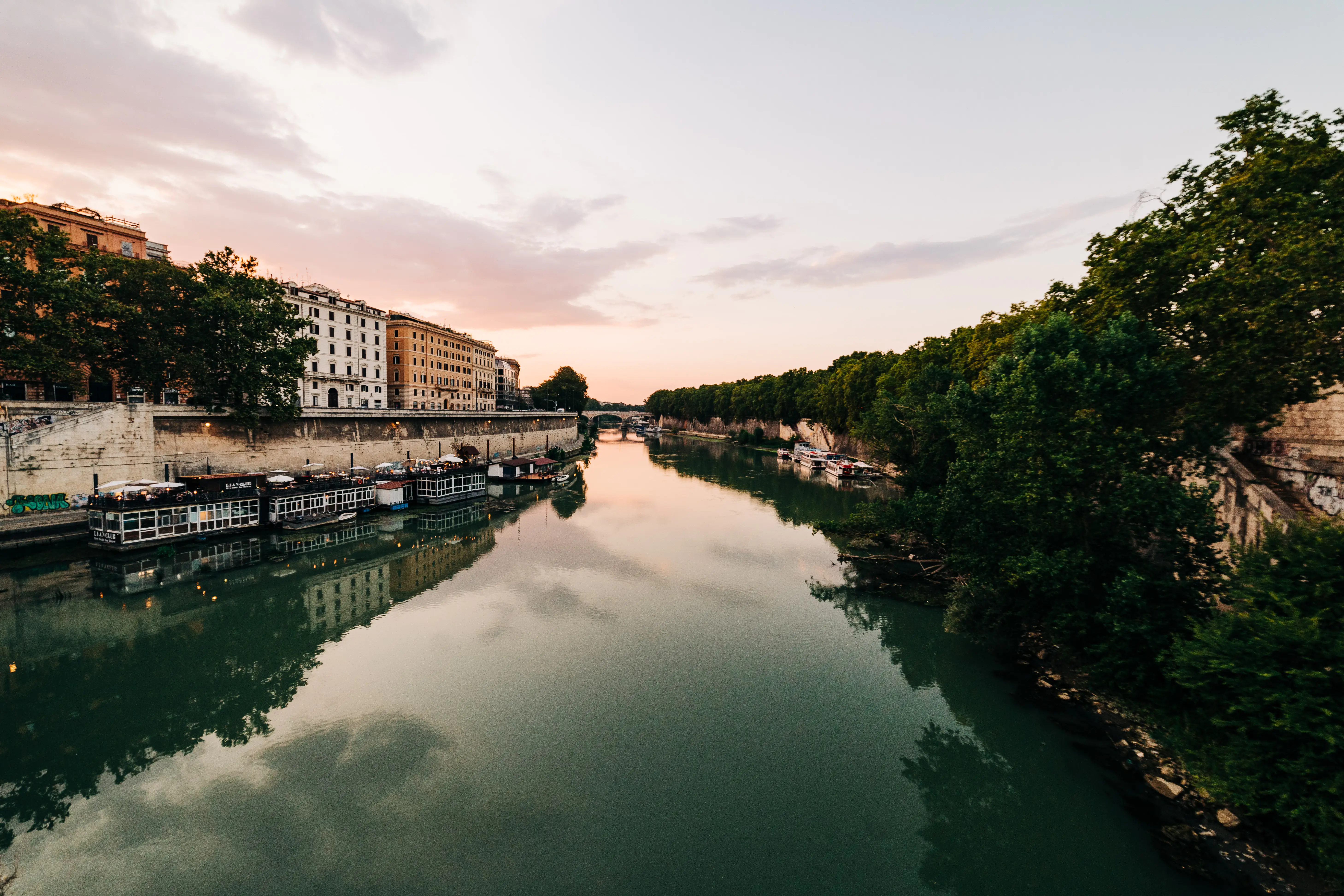 Romantic Cruise for Couples in Rome