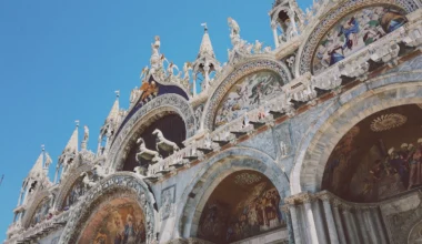 Visit St Mark's Basilica in Venice, Italy